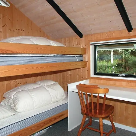 Three-bedroom Holiday In Ferienhaus *